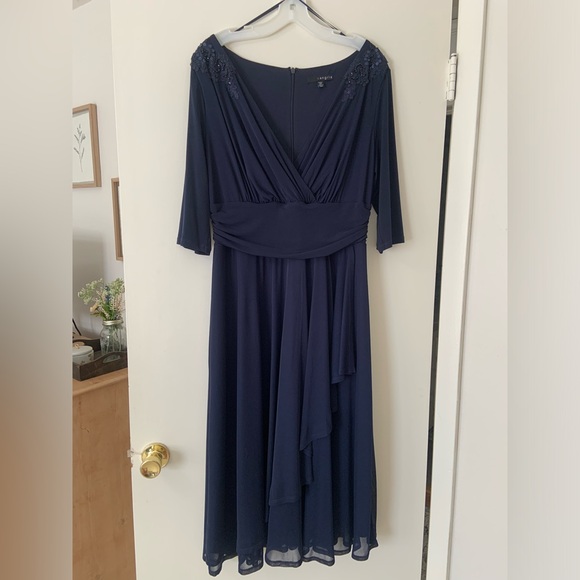 David’s Bridal Sangria dress size 14w - Picture 1 of 5